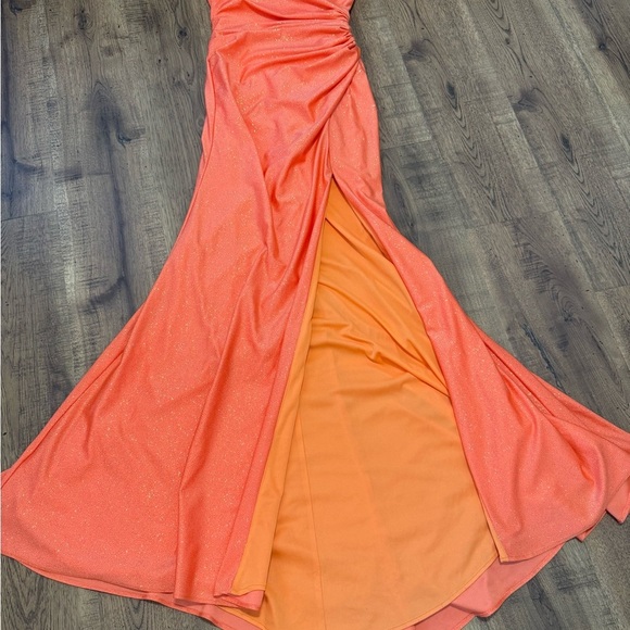 Ladivine Elegant Orange Evening Gown - Picture 11 of 15